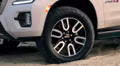 2025 GMC YUKON xl AT4 - Image 9