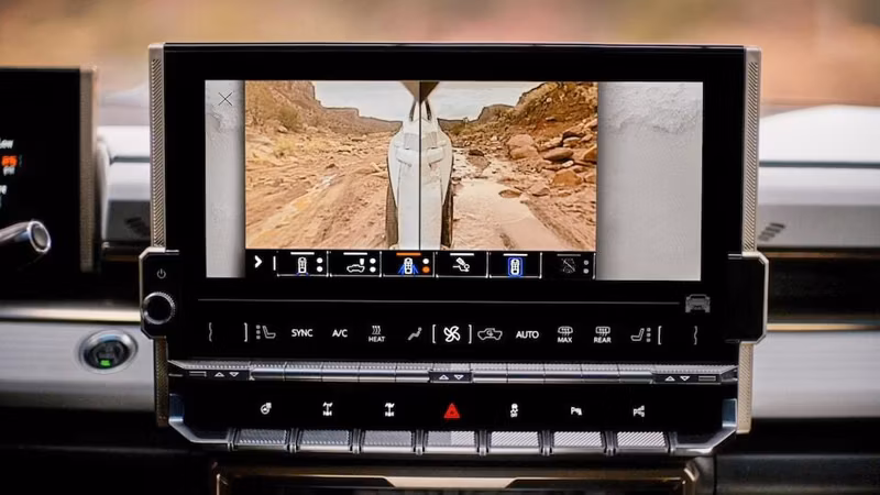 2025 GMC HUMMER EV3X - Image 12