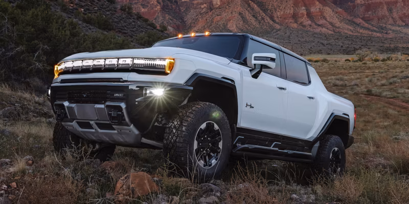 2025 GMC HUMMER EV3X - Image 32