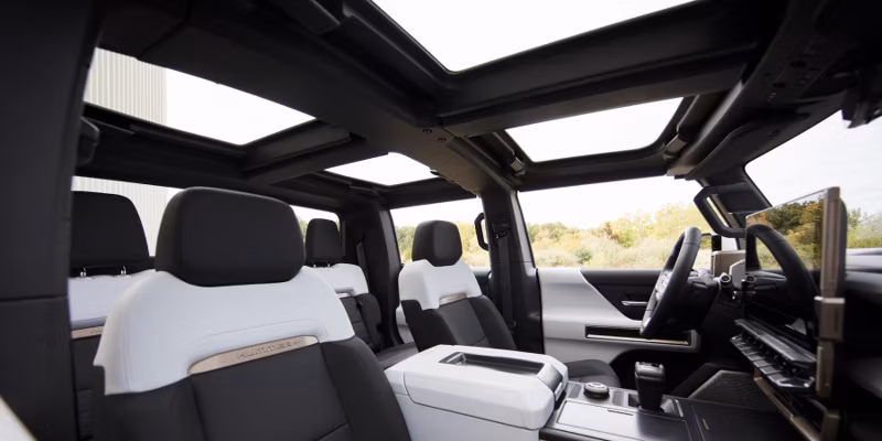 2025 GMC HUMMER EV3X - Image 44