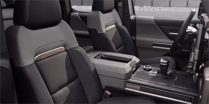2025 GMC Hummer EV 3X Omega Edition (SUV) - Image 87