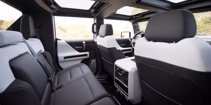 2025 GMC Hummer EV 2X (SUV) - Image 83