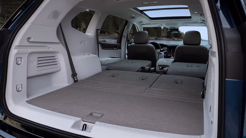 2025 GMC Acadia Elevation (2024) - Image 3