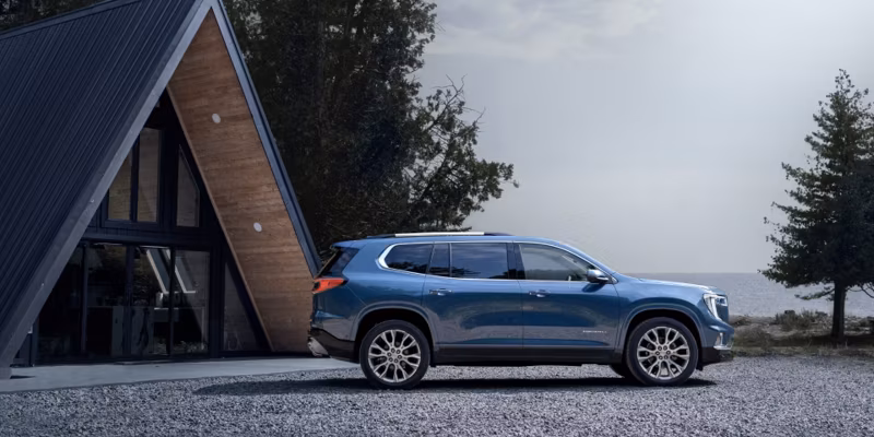 2025 GMC Acadia Elevation (2024) - Image 25