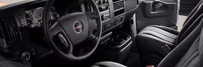 2025 GMC Savana 2500 Passenger Van (2024) - Image 7