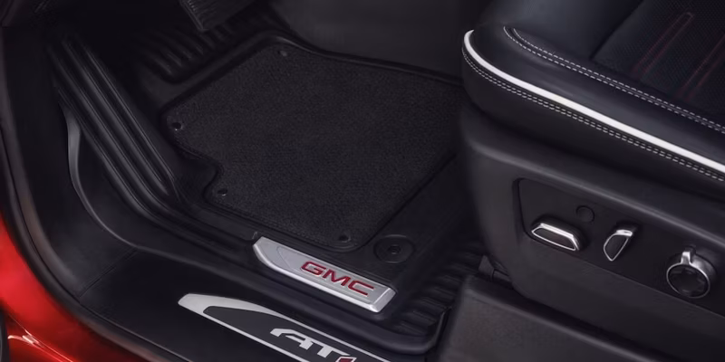 2025 GMC Sierra 2500 HD AT4X (2024) - Image 6