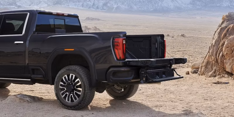 2025 GMC Sierra 2500 HD AT4X (2024) - Image 10
