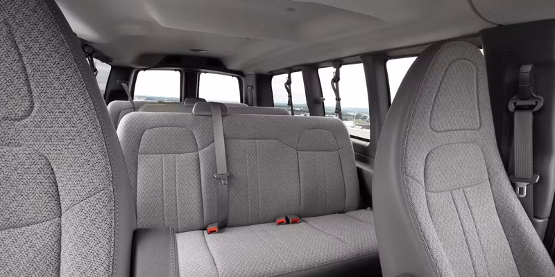 2026 GMC Savana Passenger 2500 Regular Wheelbase LT RWD - Image 31