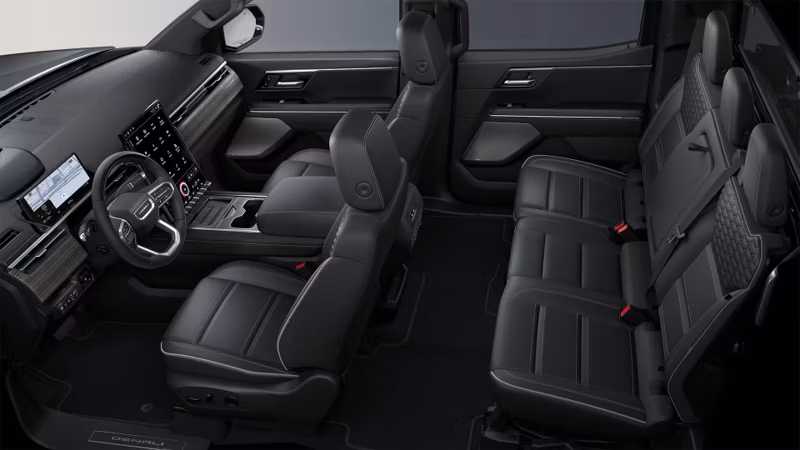 2025 GMC Sierra EV Extended Range Denali (4WD) - Image 47