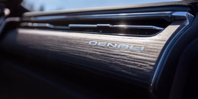 2025 GMC Sierra EV Extended Range Denali (4WD) - Image 51