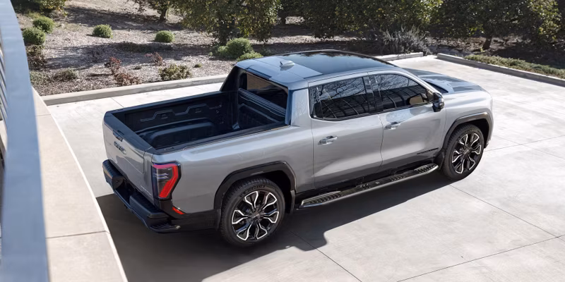 2025 GMC Sierra EV Max Range Denali (4WD) - Image 60