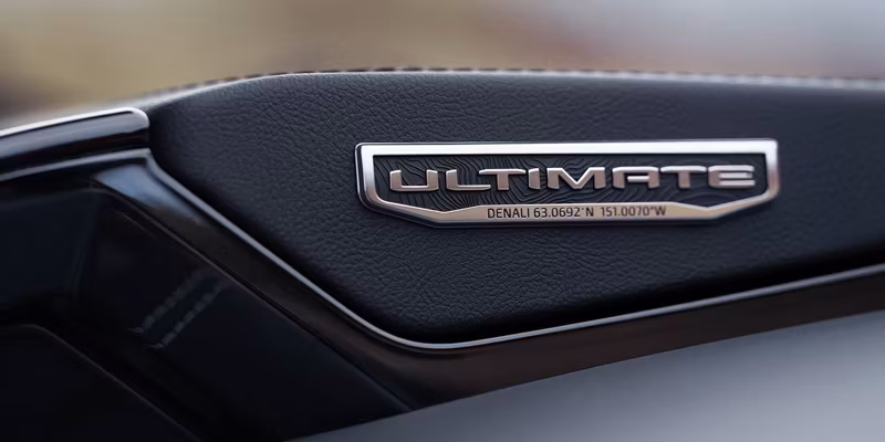 2025 GMC Yukon Denali Ultimate (4WD) - Image 74