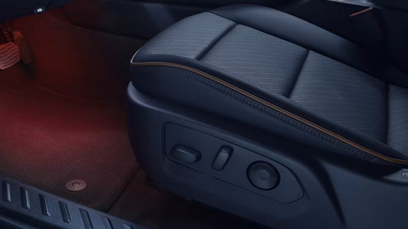 2026 GMC Canyon Elevation (4WD) - Image 38